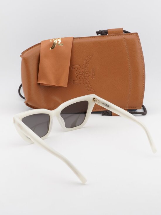 MCM MW0010 21A Cat Eye Sunglasses – White / Grey main image 9